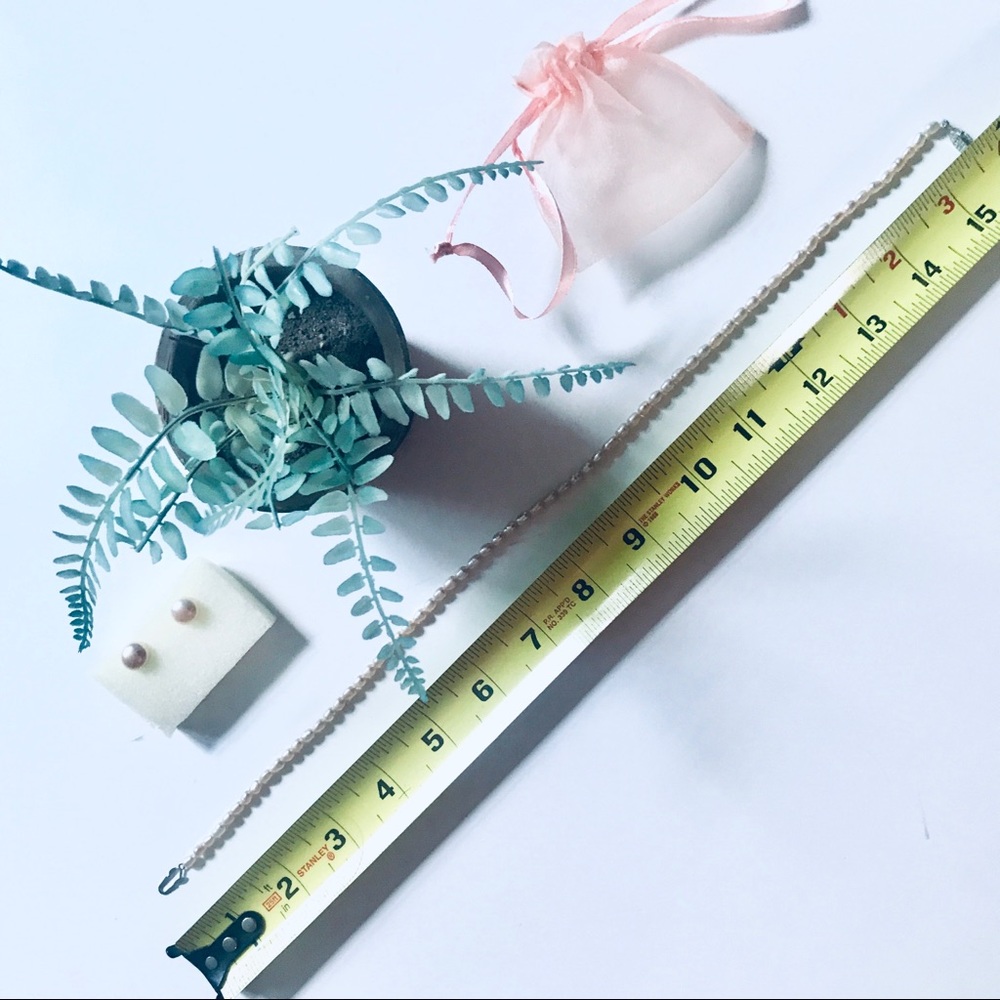 💝 Blush Pearl Necklace with Earrings